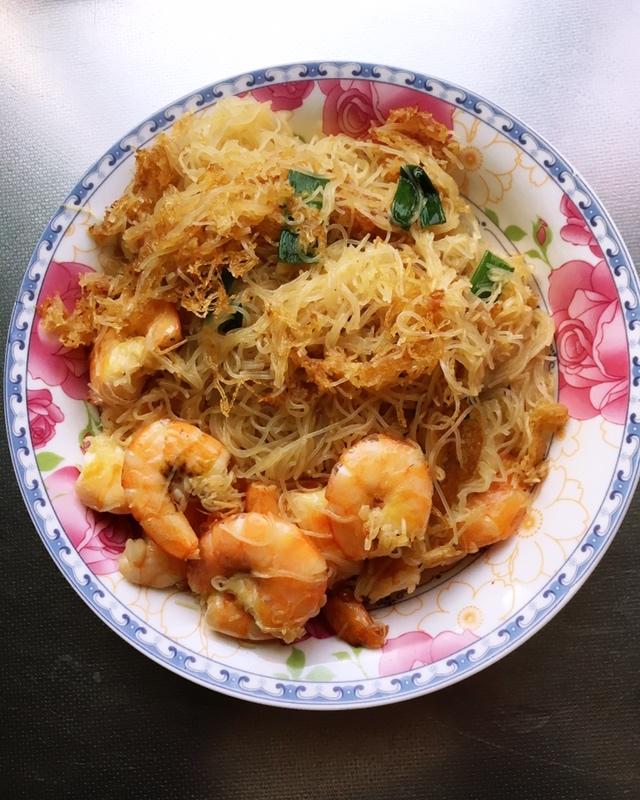 香辣鲜虾炒米线