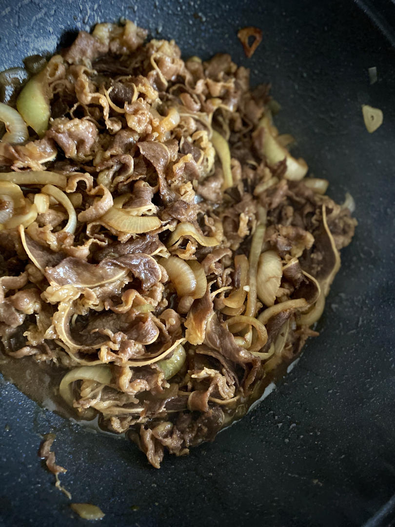 日式照烧肥牛                              模仿吉野家牛肉饭的牛肉版     自制家常照烧酱汁