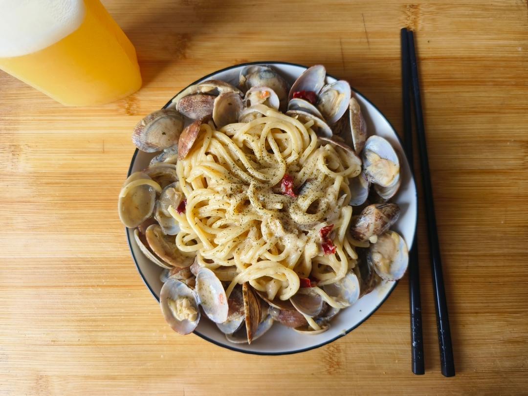 意大利专业厨师教的蛤蜊奶油炒意面，简单好吃