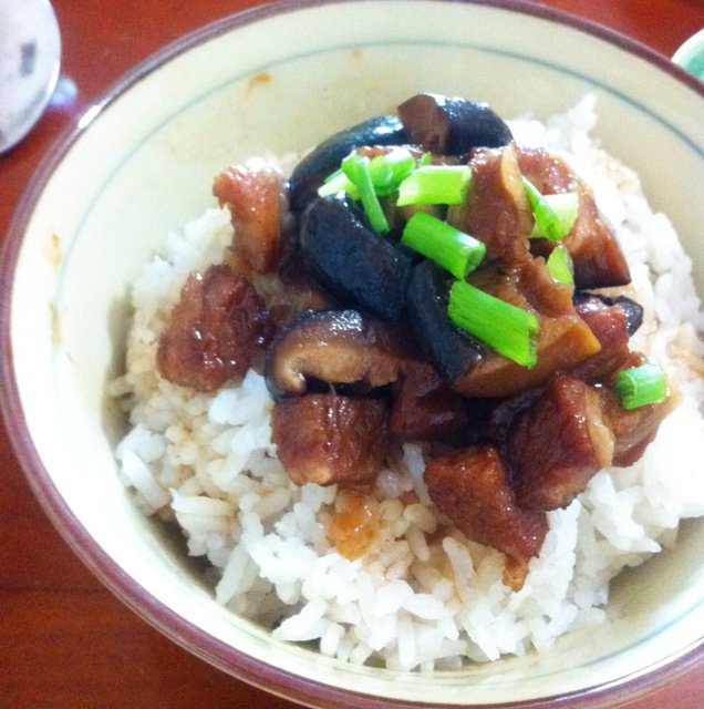 台式卤肉饭