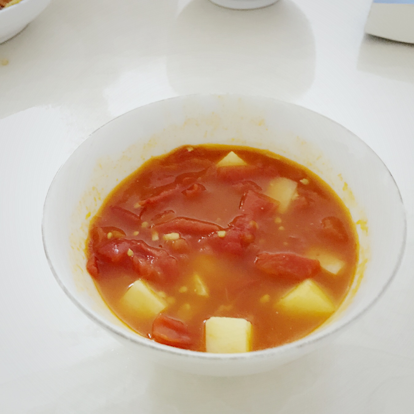睡不着醒不了不想上班思密达做的番茄土豆汤