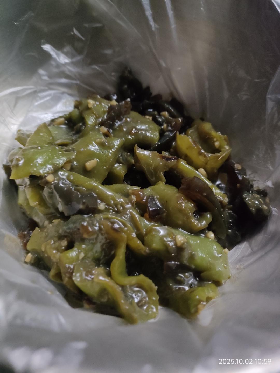 最简单下饭神器🫑擂椒皮蛋