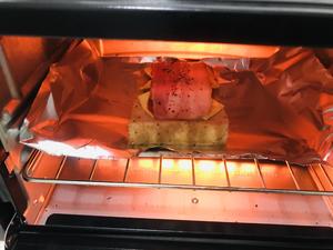 培根芝士蛋吐司-快手开放式三明治 黄金爆浆～15分钟馋哭厨师本人的做法 步骤5