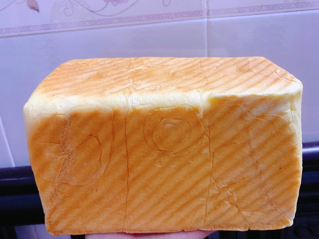 吐司，奶香手撕面包，超级香浓