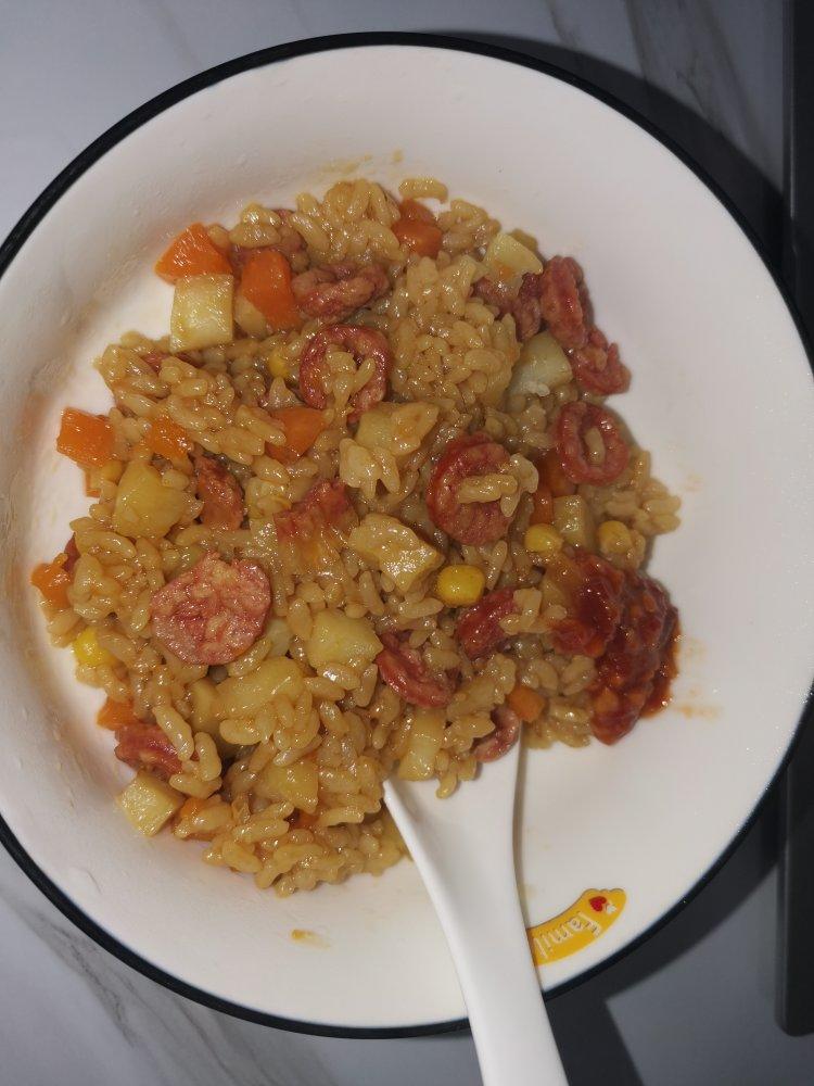 电饭锅香肠土豆焖饭