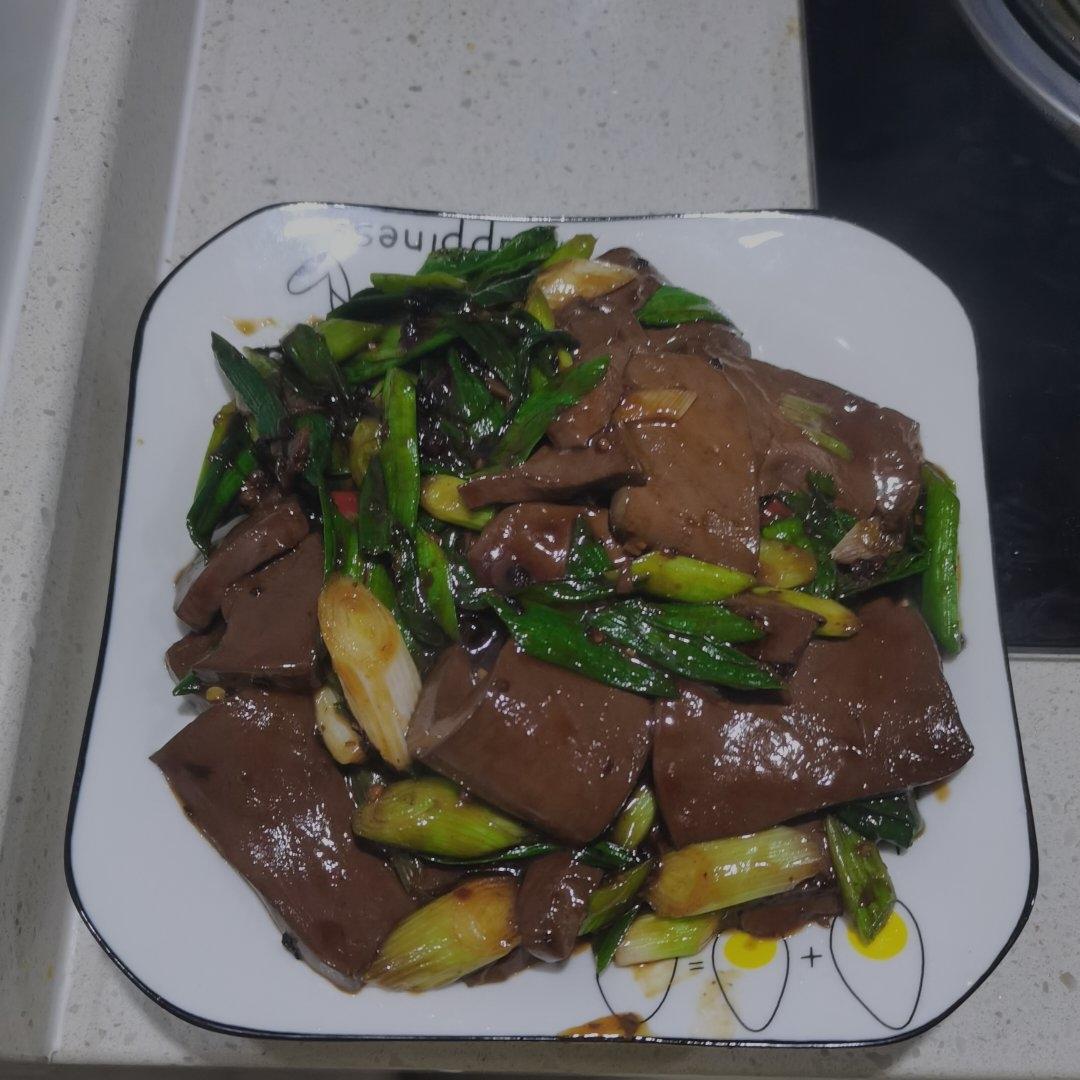 爆炒鸭血