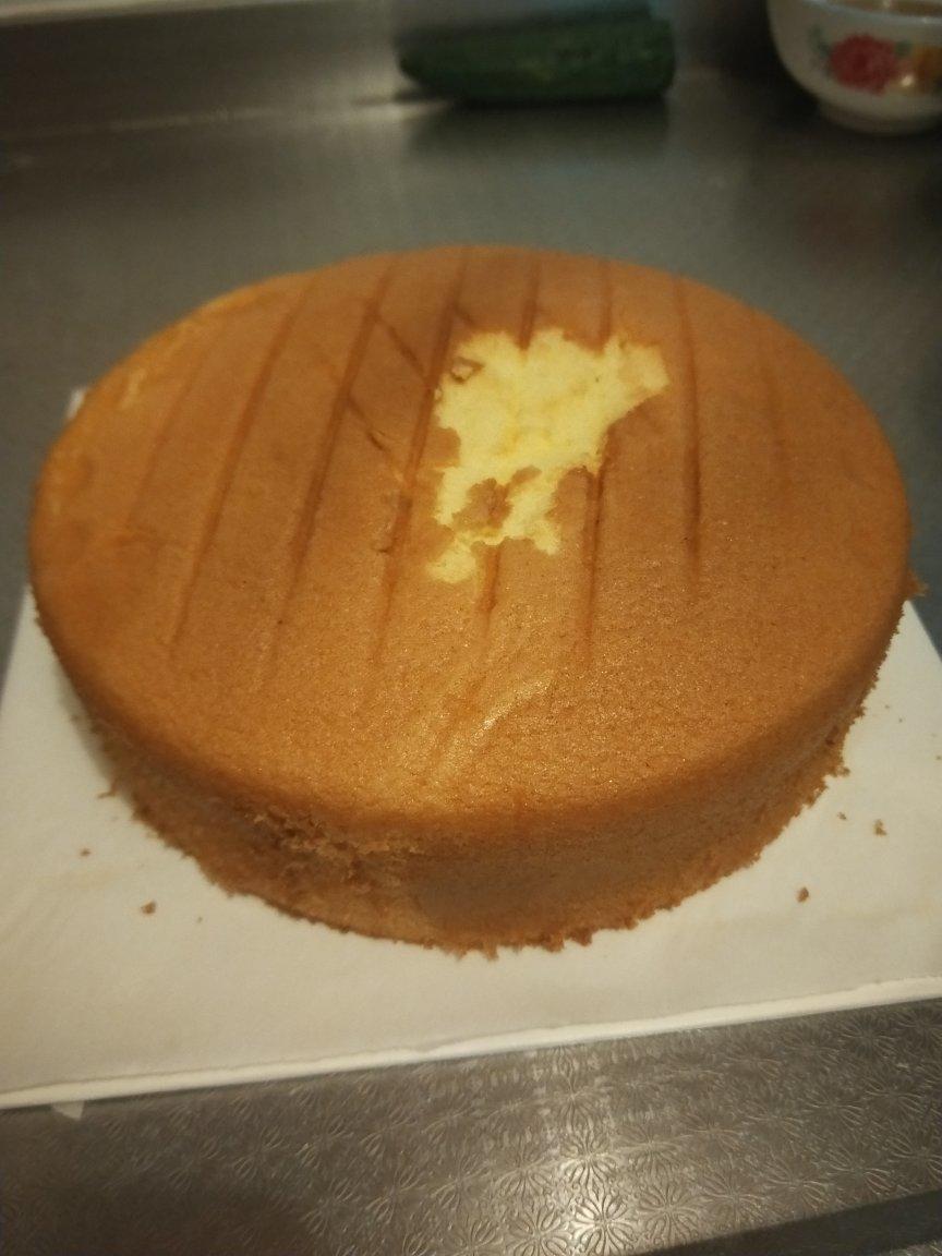 步骤最全面的戚风蛋糕（八寸）做法，成功率高！