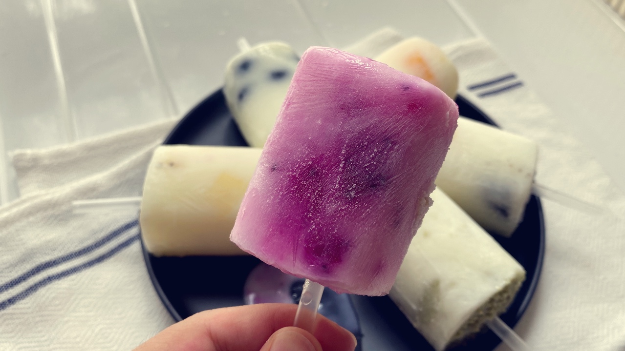 无需模具‼️超简单的酸奶水果棒冰的做法