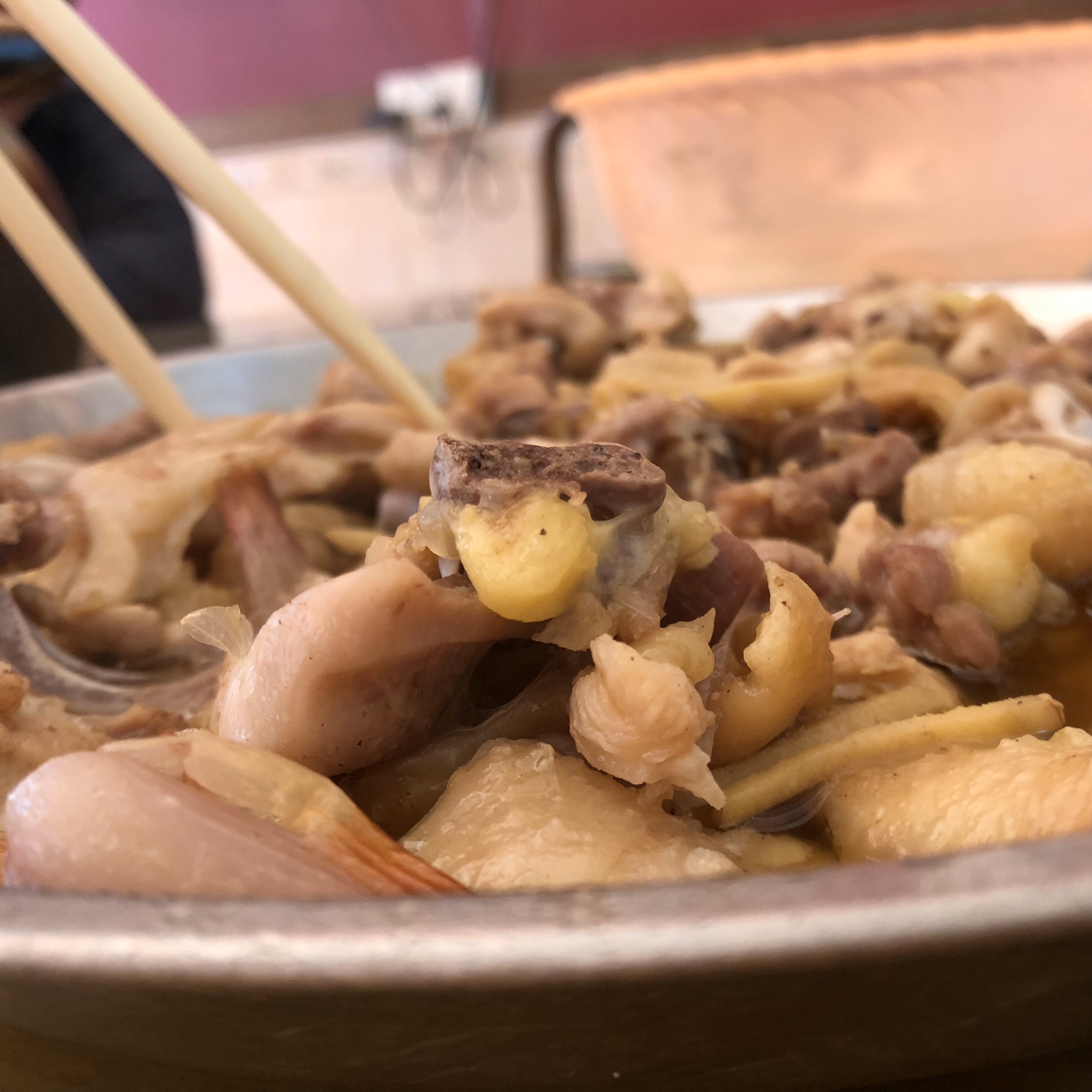 黑蒜蛤蜊鸡汤（张歆艺同款）的做法