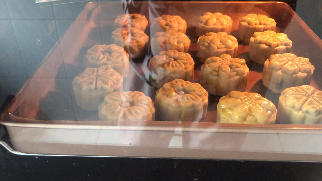 【终极版广式月饼配方】表皮油亮的秘诀！