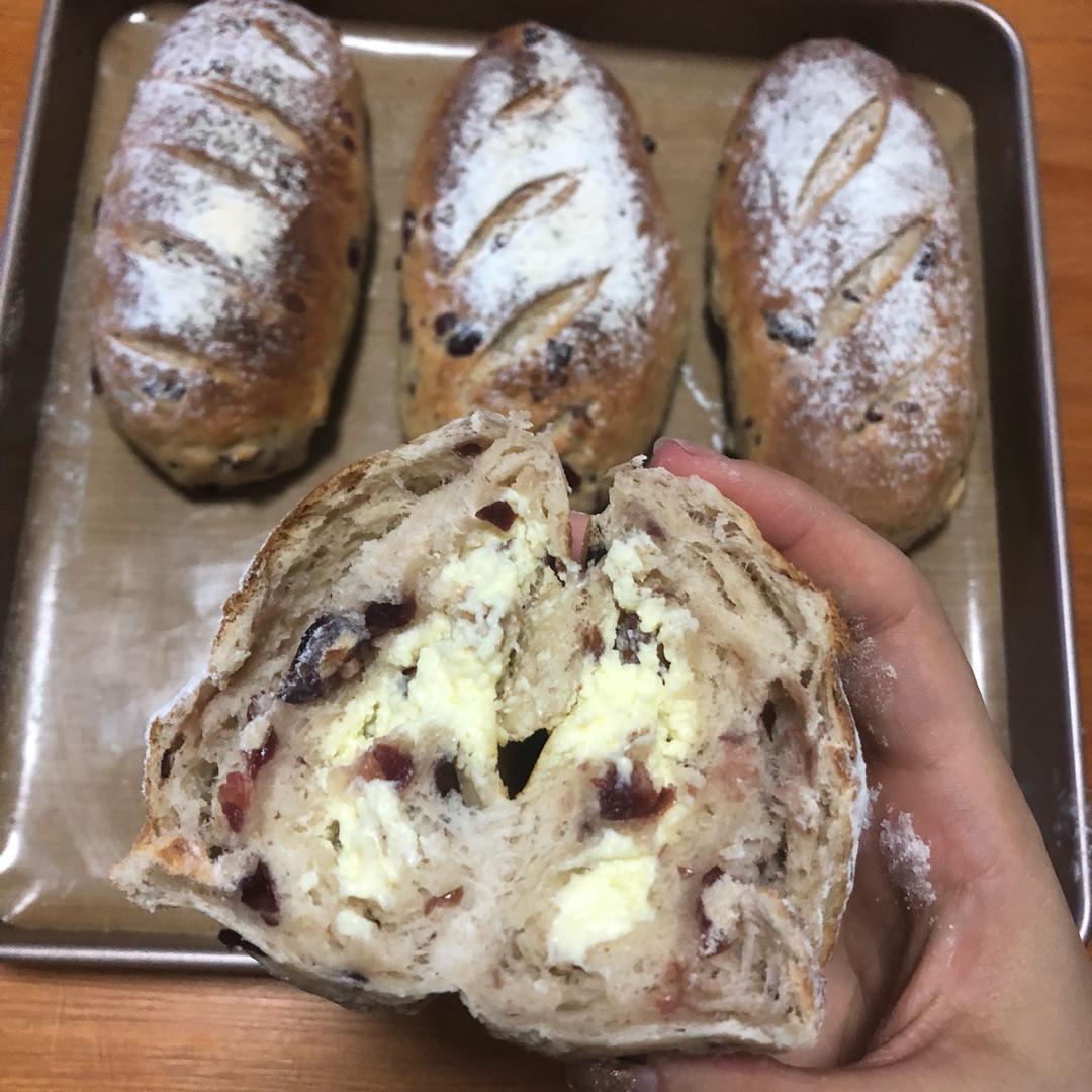 面包店里的常客——蔓越莓奶酪软欧