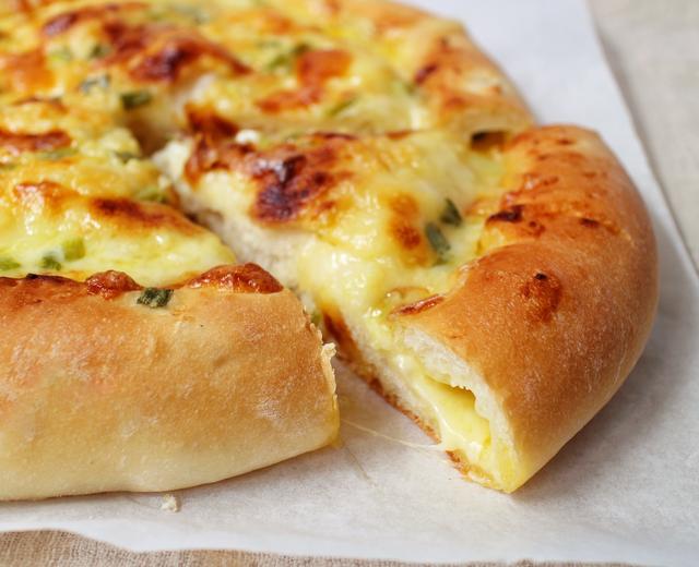 蒜蓉葱香奶酪芝士披萨的做法