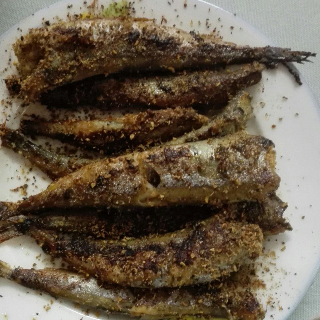 香煎椒盐多春鱼