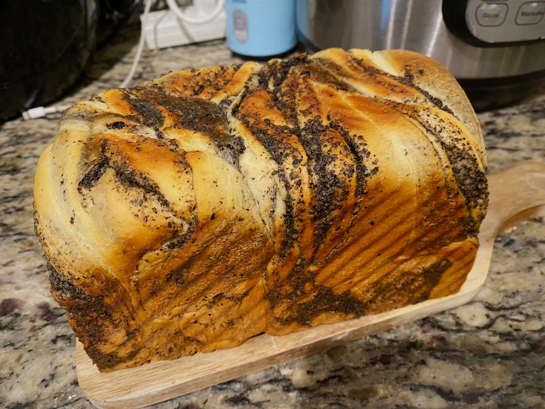 料多多系列--黑芝麻奶酥小吐司