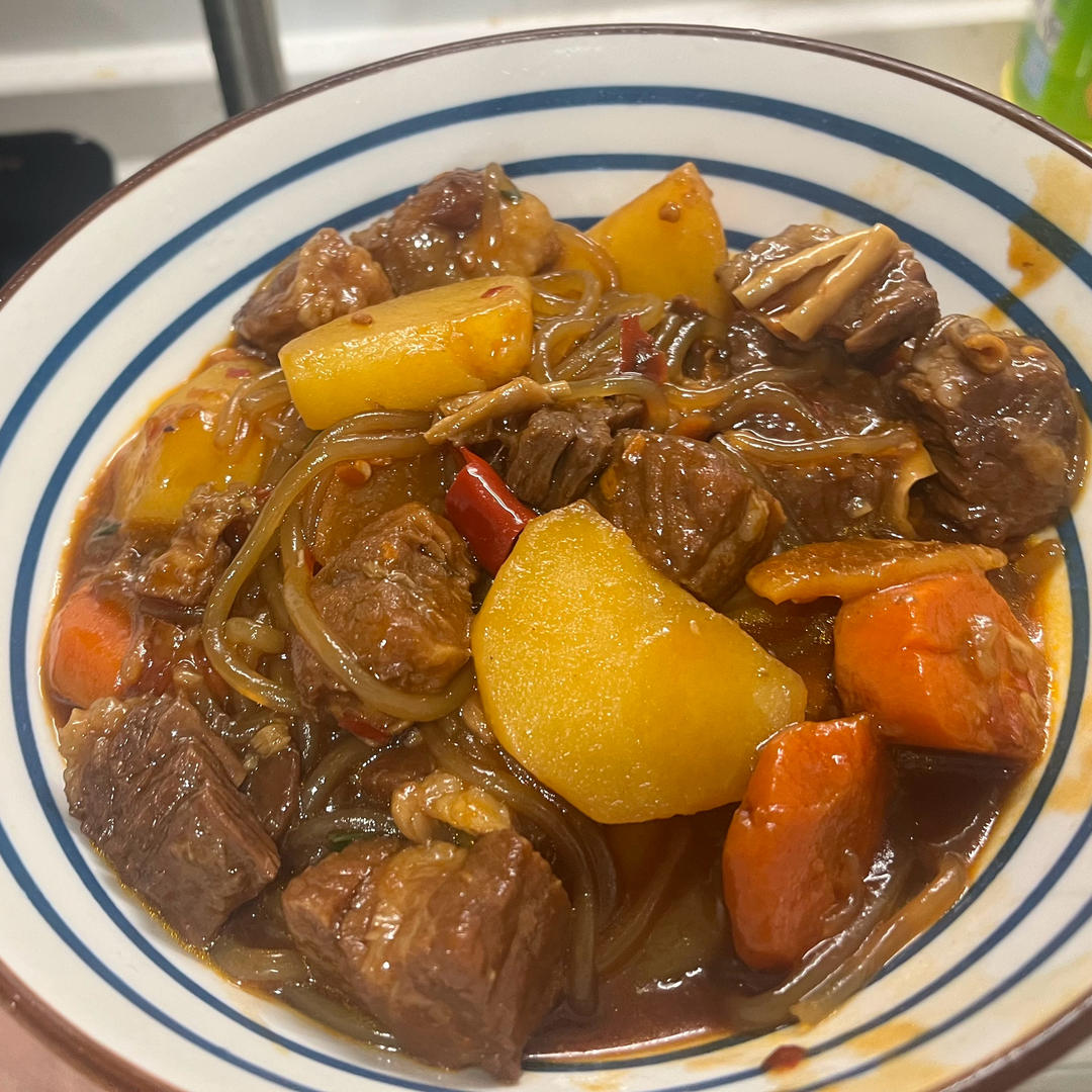 土豆焖牛腩