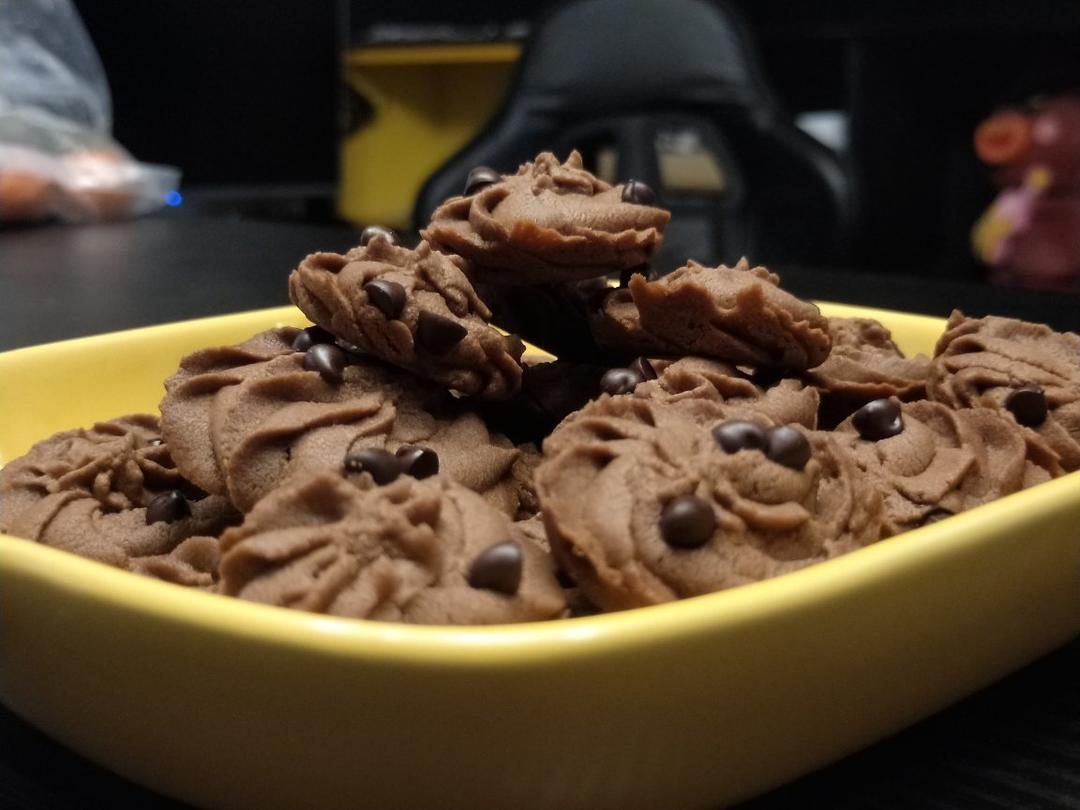 挤花毫无压力的巧克力曲奇