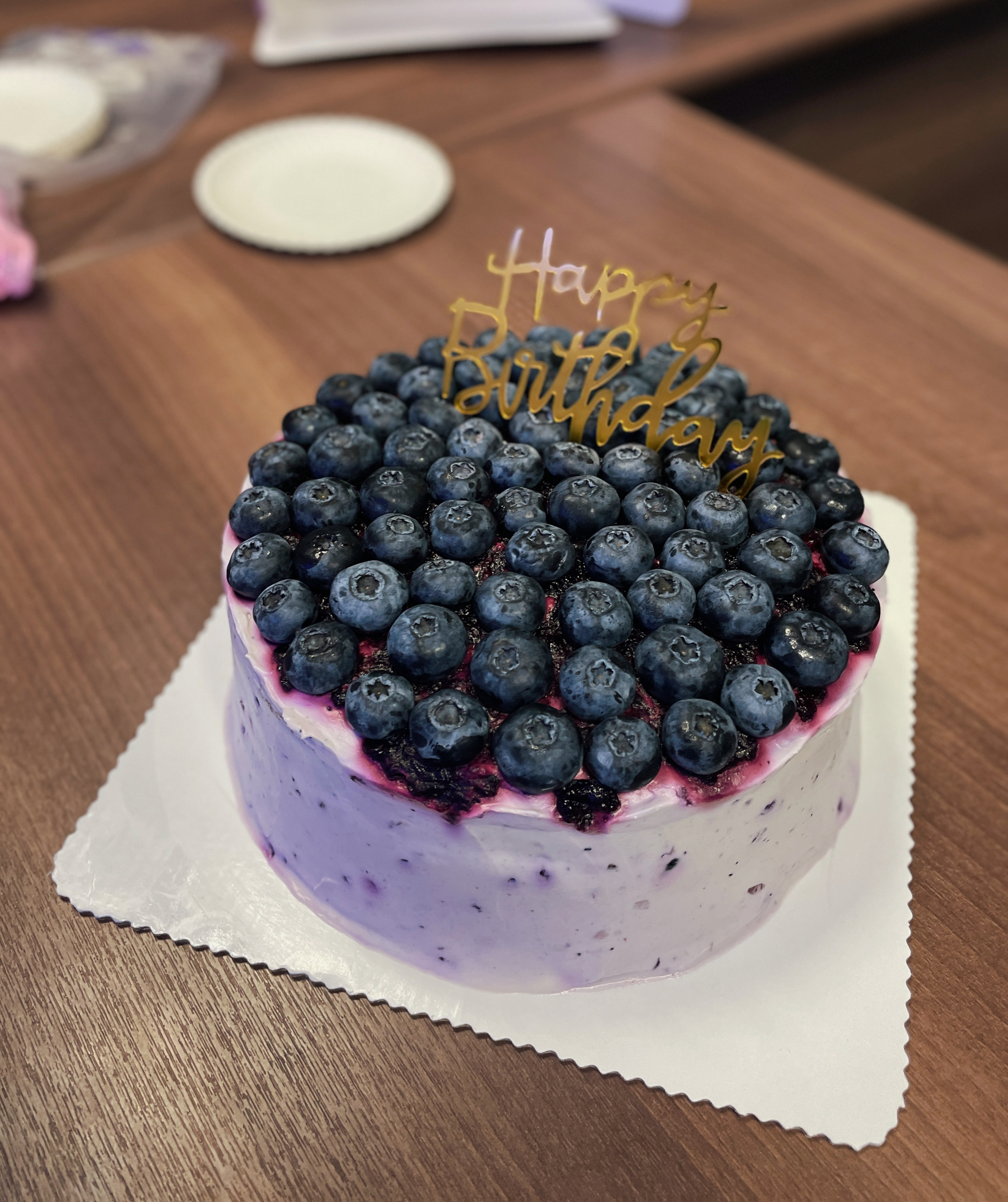 蓝莓瀑布巧克力蛋糕
