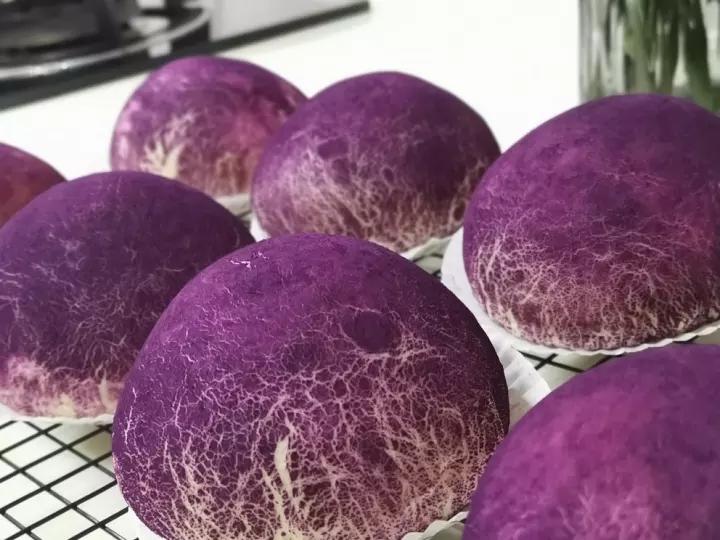 2020大红大紫【紫米餐包】