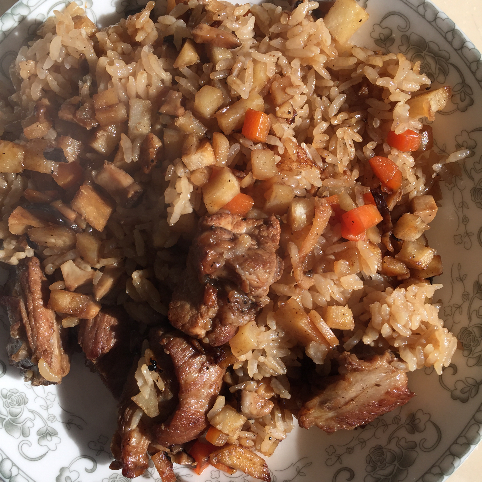 电饭锅版排骨焖饭