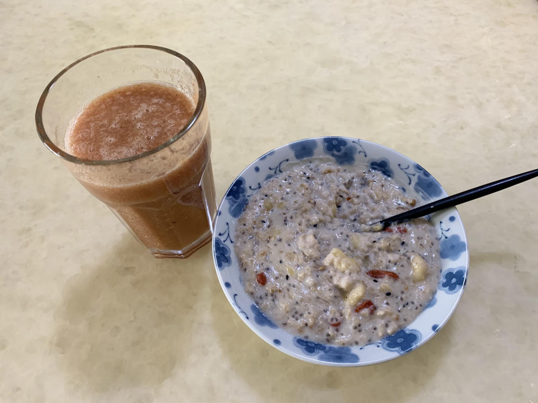 牛奶燕麦粥