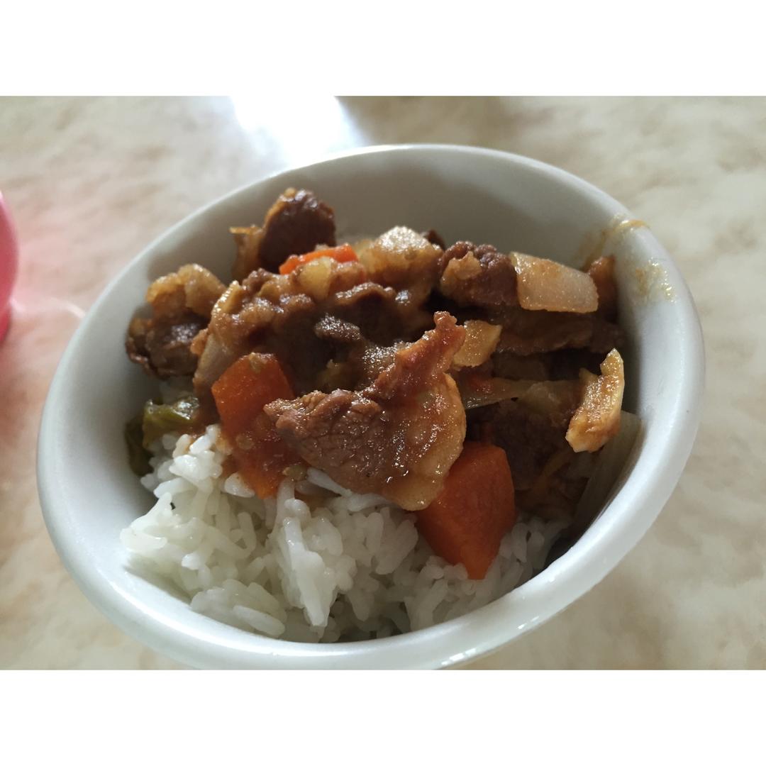 红烧牛肉土豆 （独家秘制）