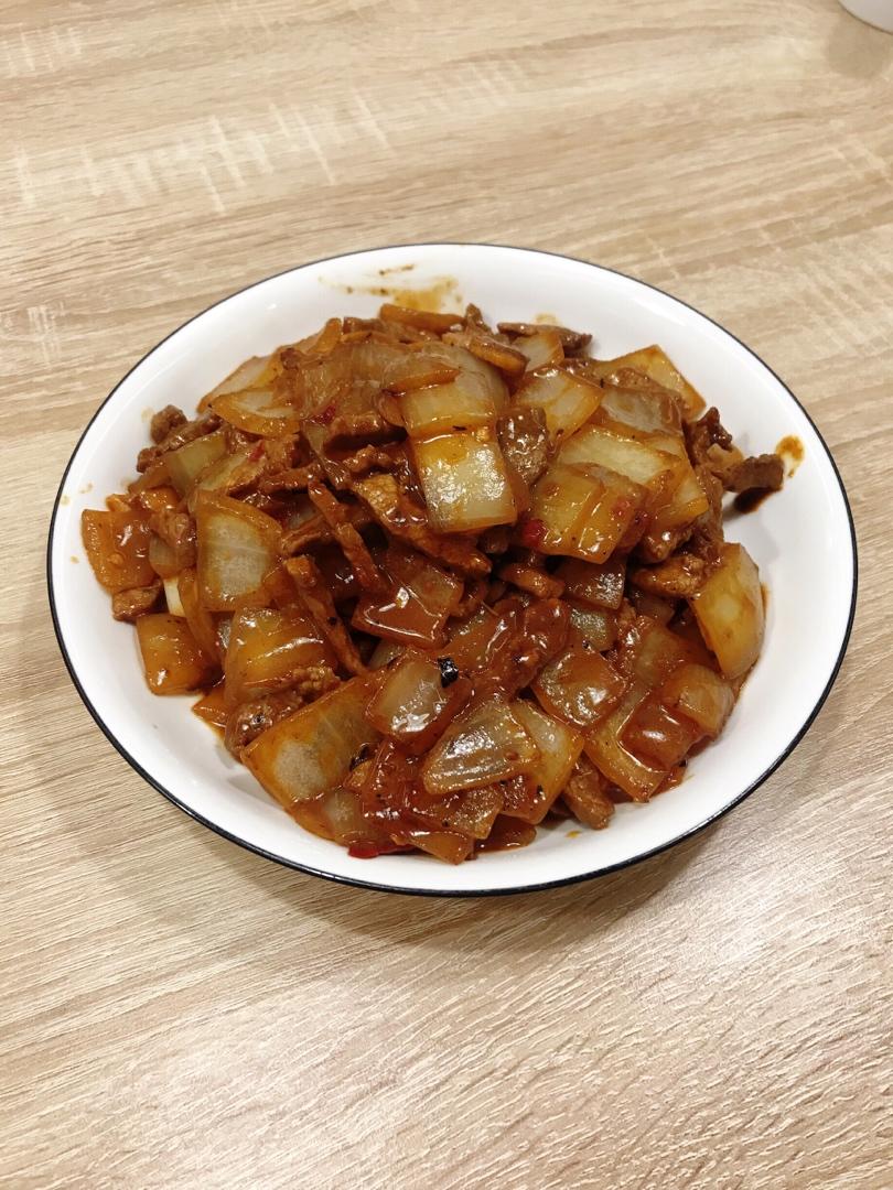 洋葱炒牛肉