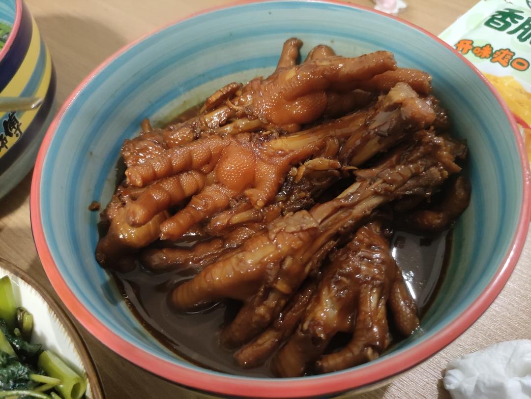 “销魂”卤鸡爪