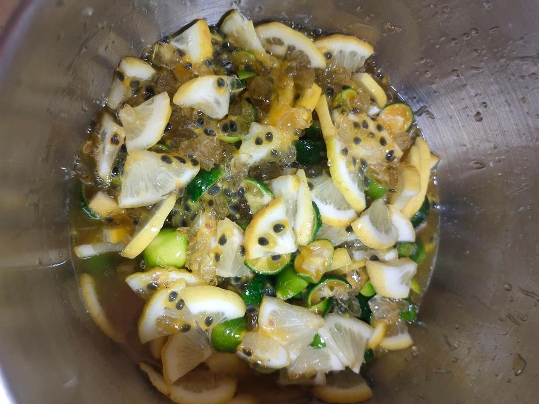 夏天必备【百香果青桔柠檬茶】