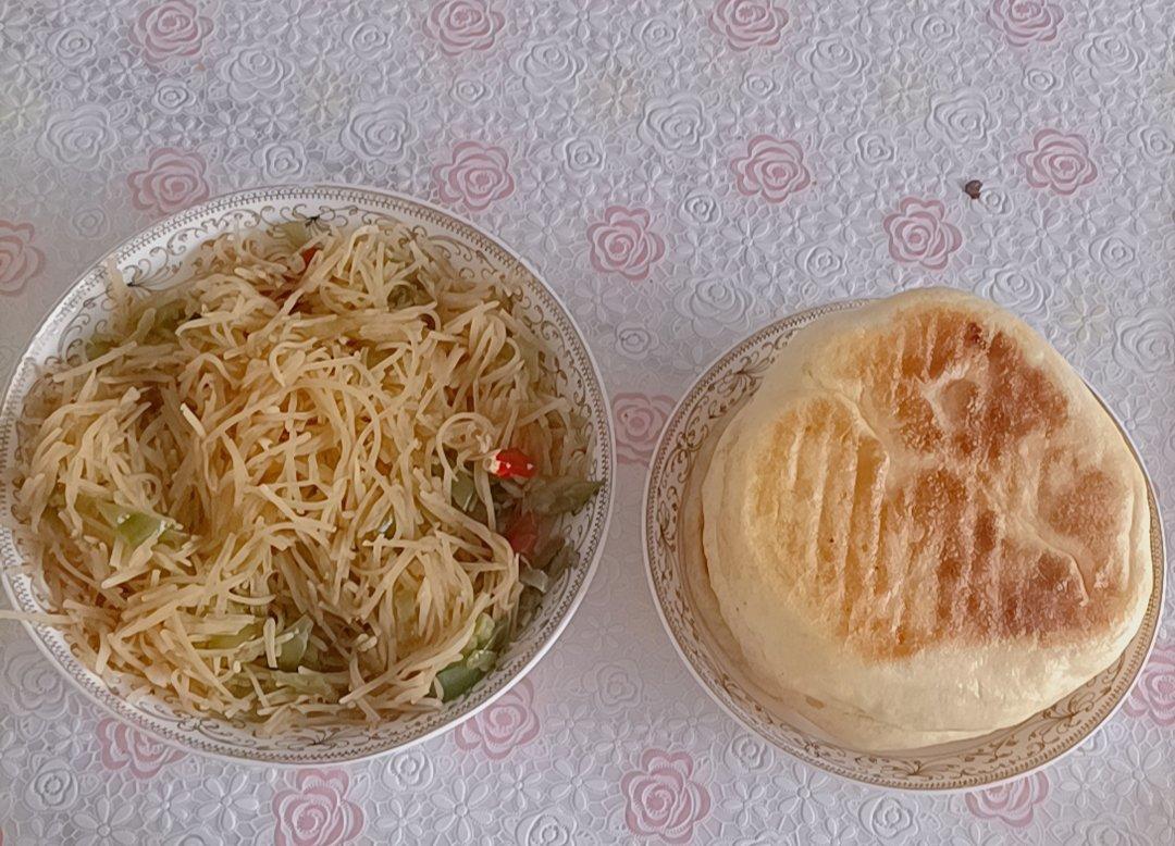 〈辣椒炒土豆丝〉，新手必学，欣小厨 😉