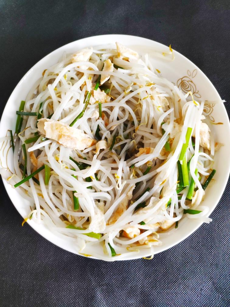 蛋皮炒金钩——夏季低脂菜的做法