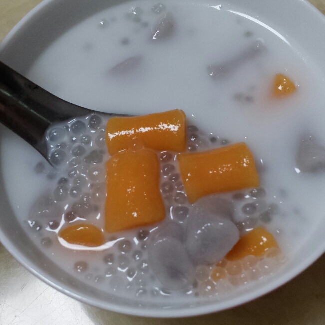 椰汁西米露
