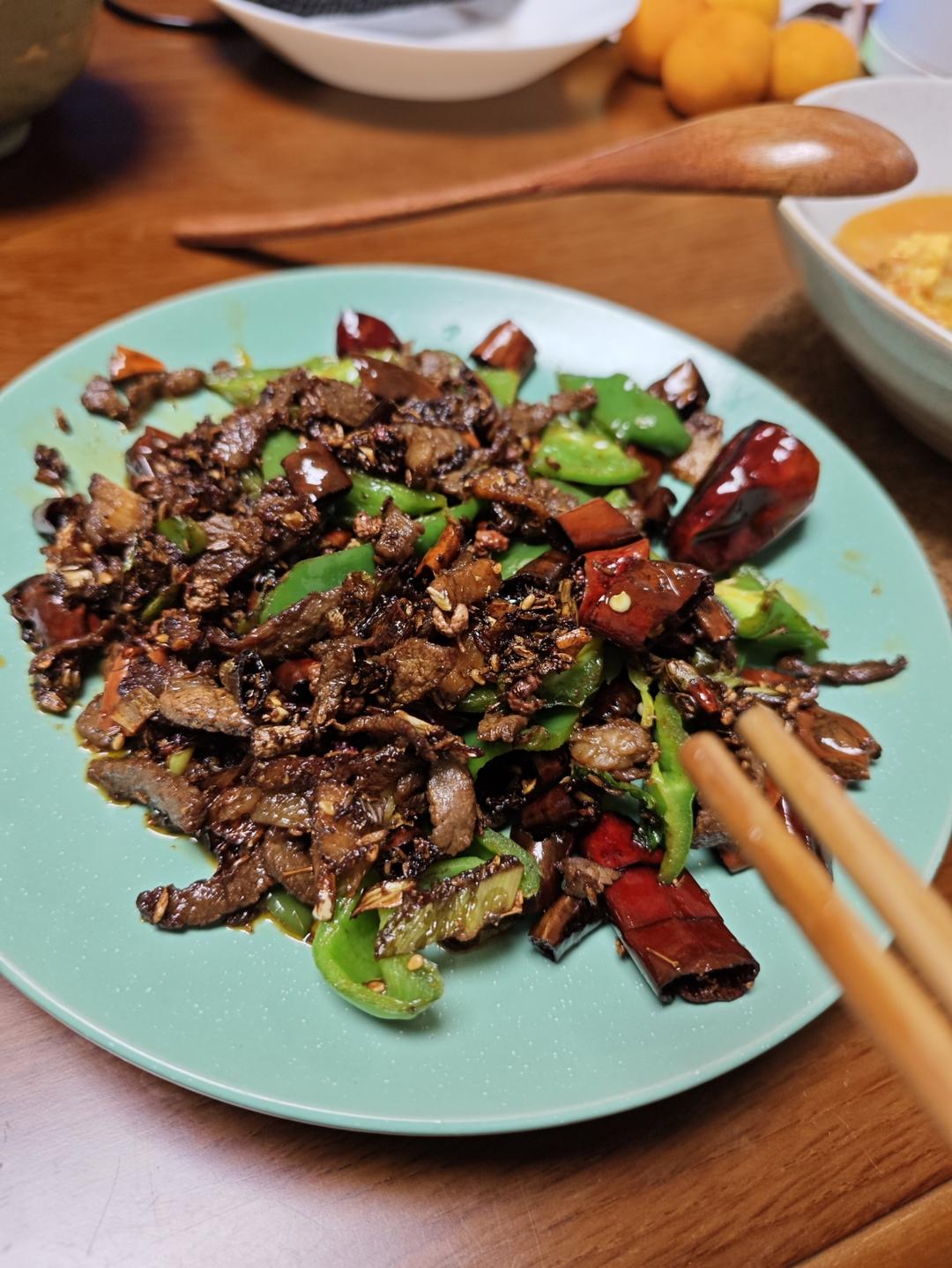 香辣孜然牛肉，我只吃自已做的，连炫三碗米饭