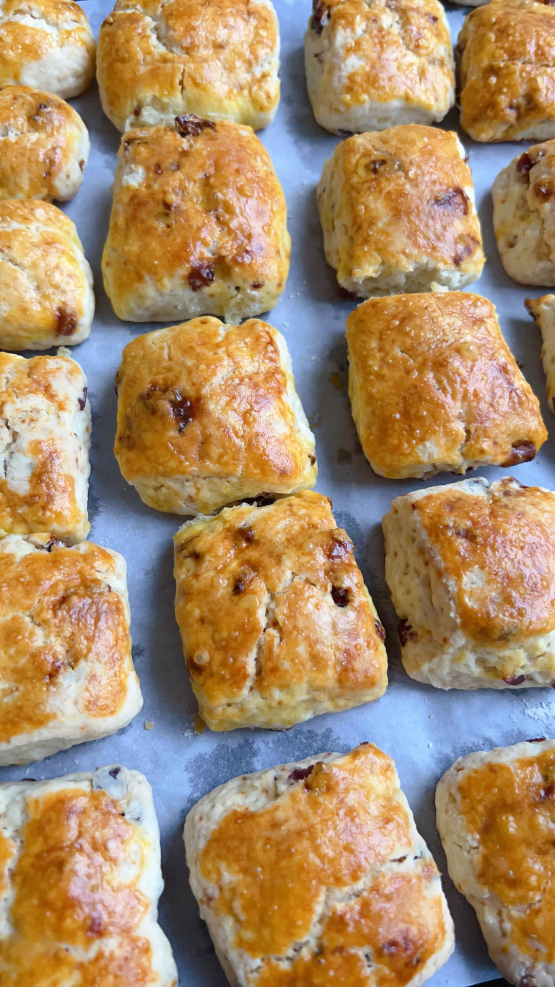 消耗淡奶油的司康