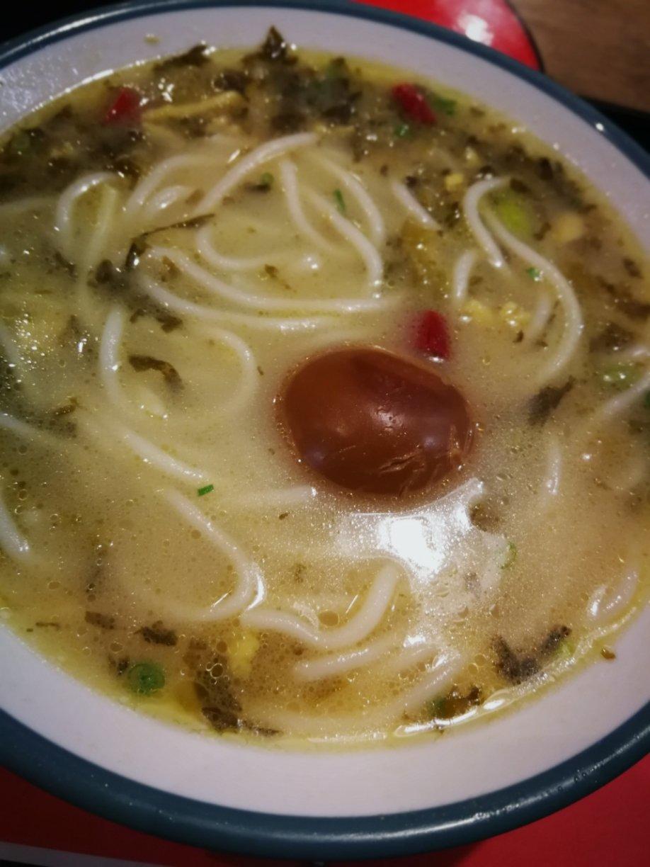 酸汤米粉    23天前 54         0            七七405       (江 