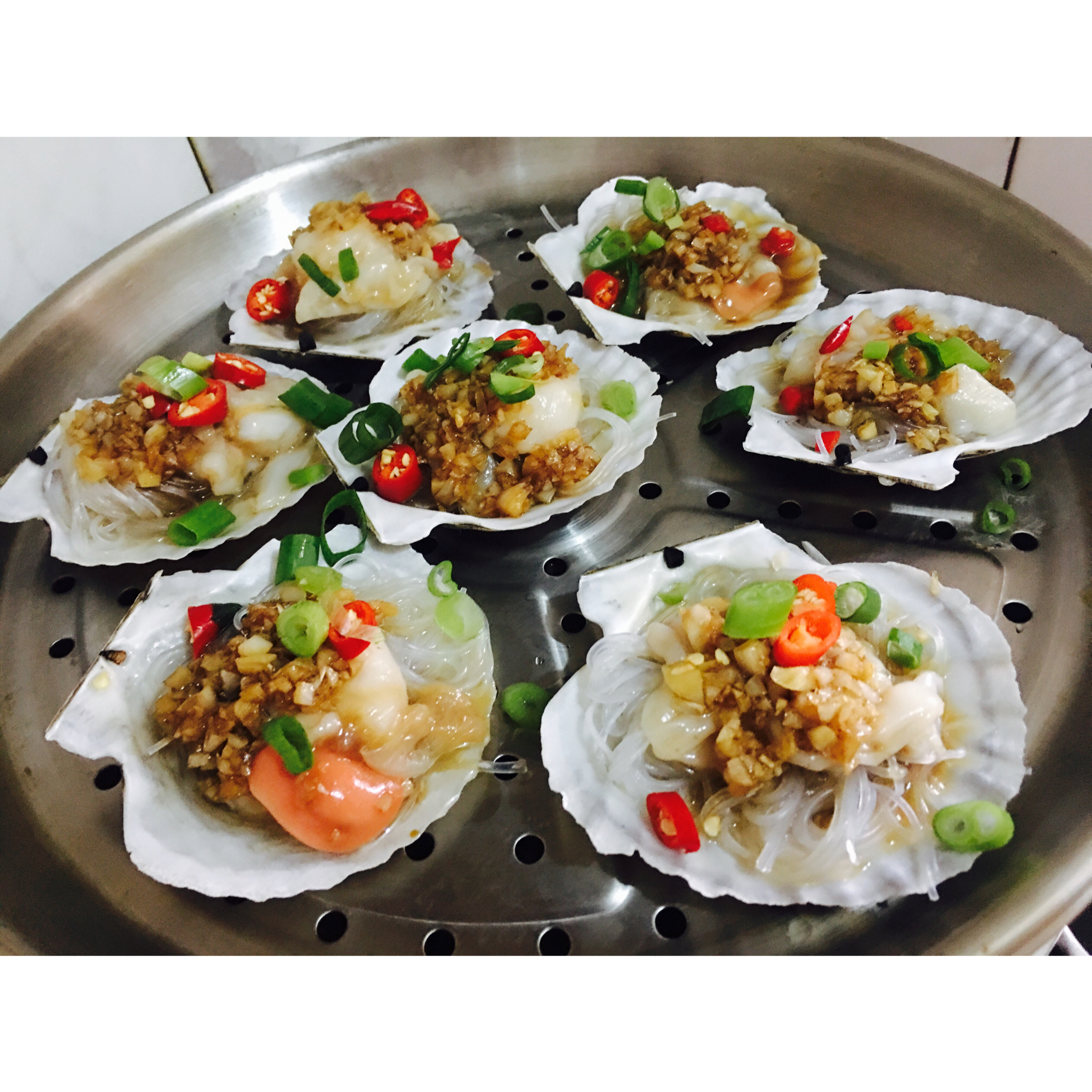 蒜蓉粉丝蒸扇贝