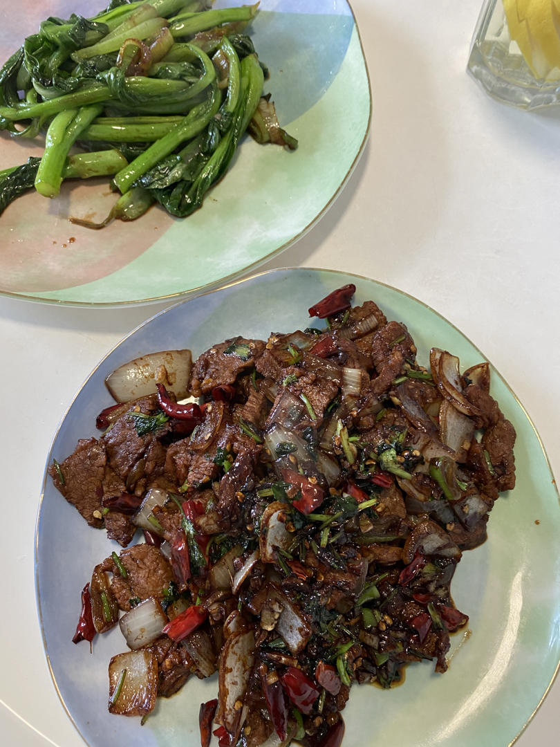 香菜牛肉