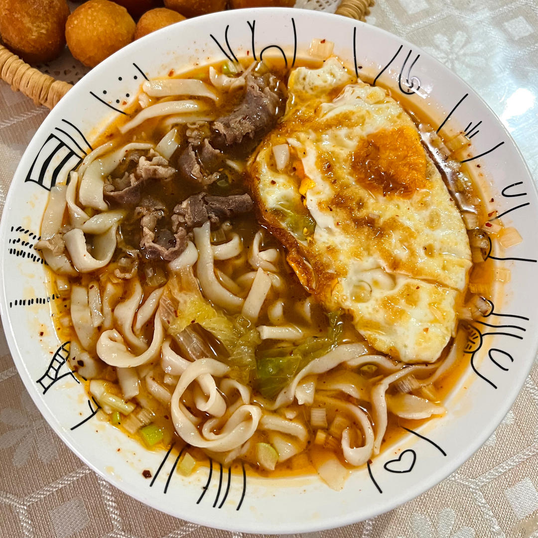 快手又好吃的酸辣肥牛面