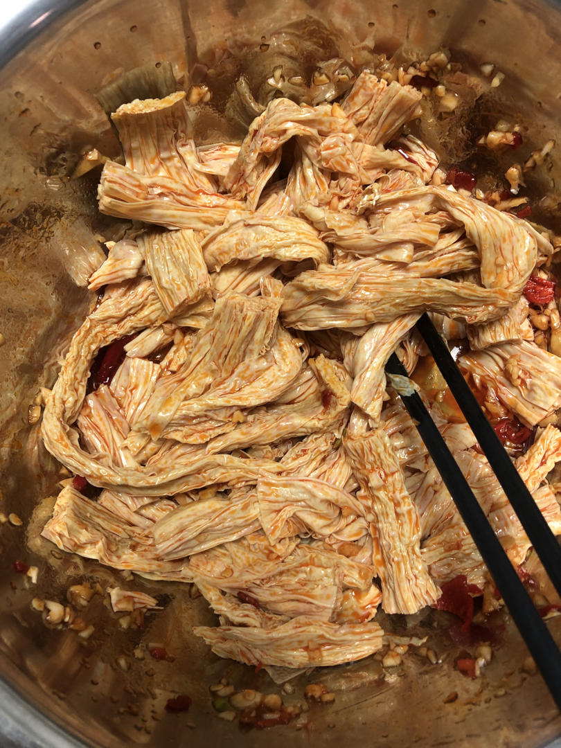 🔥【凉拌腐竹】好吃有诀窍，用这个方法拌，鲜香美味又下饭！