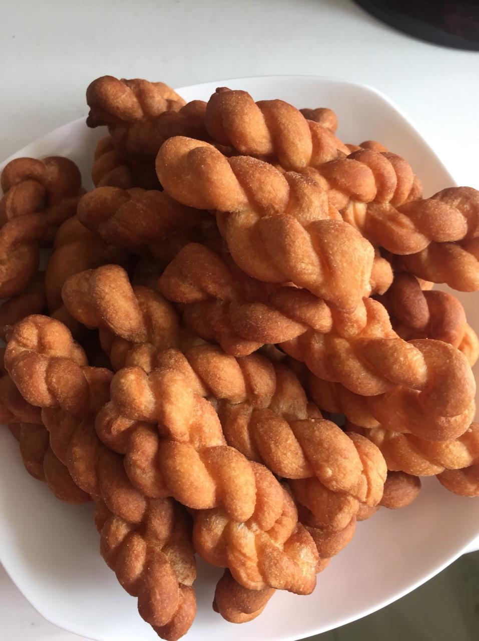 鸡蛋小麻花