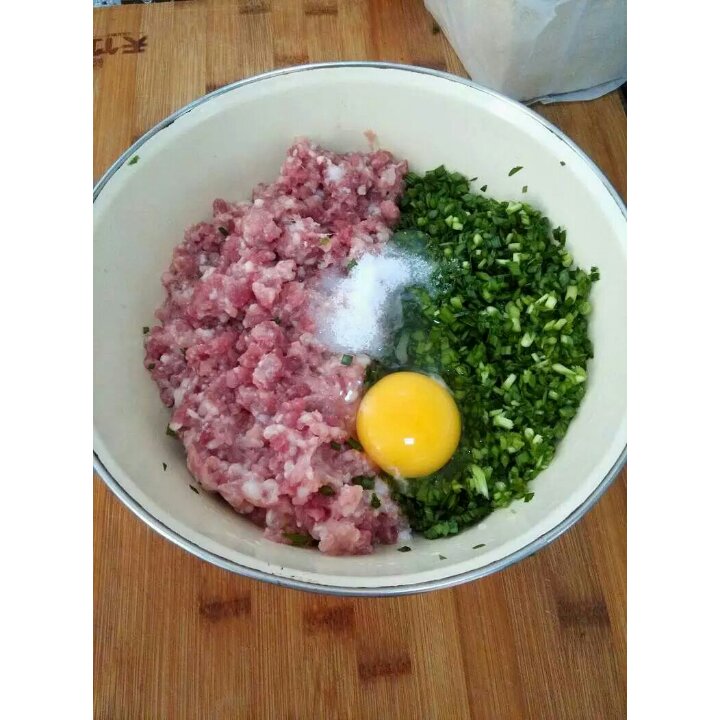 猪肉韭菜饺子