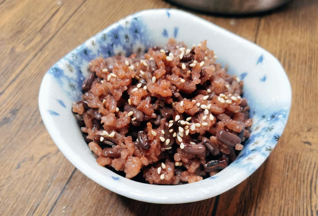 红豆糯米饭，小寒时节消寒排湿补脾肺虚寒固肾气