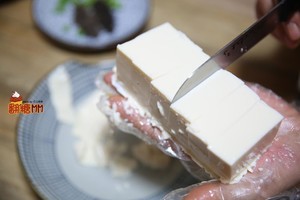 海参南瓜豆腐煲的做法 步骤10