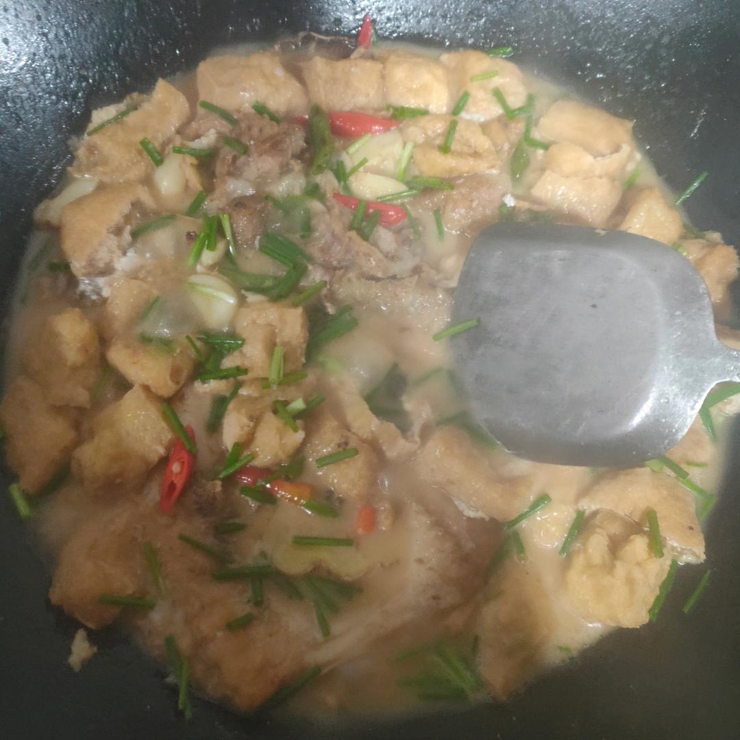 鱼头泡饼 炖鱼头（家庭版旺顺阁）