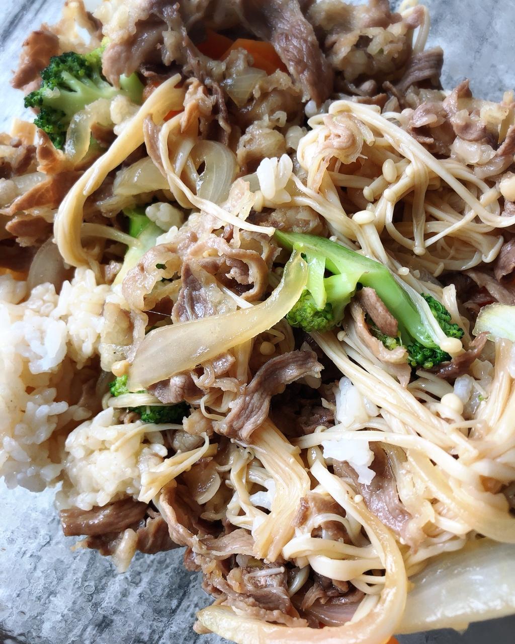 肥牛饭