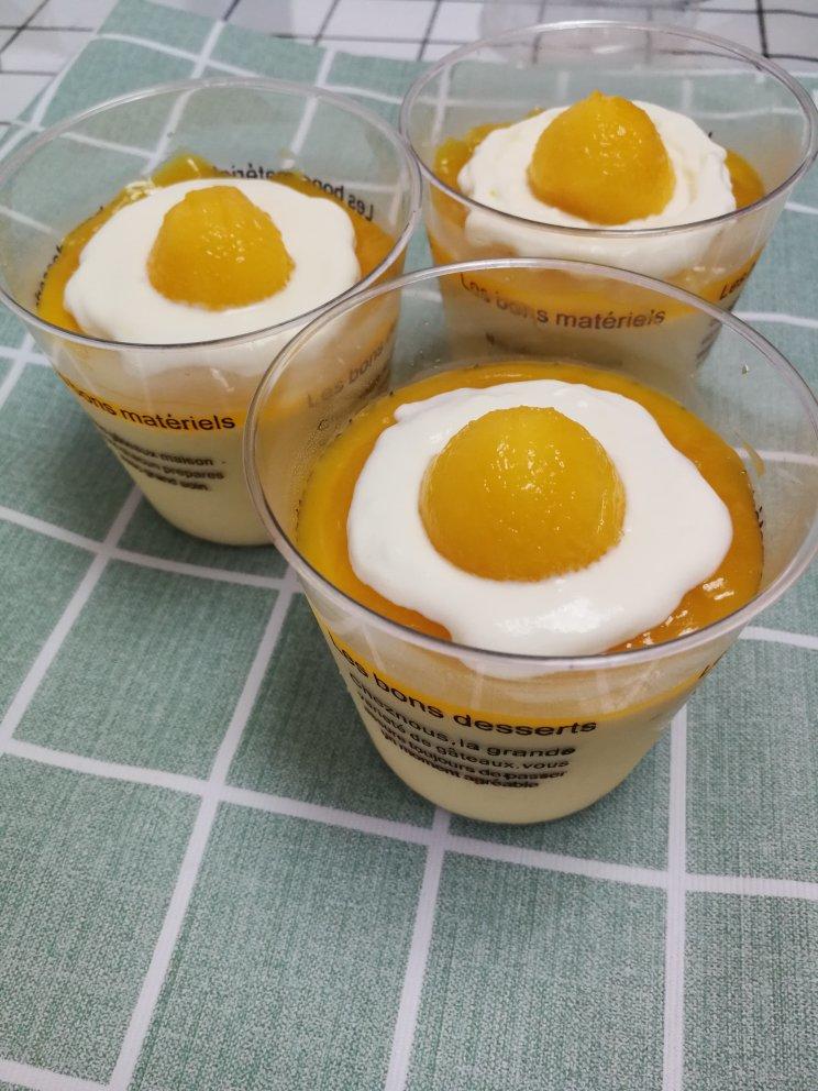 颜值高零失败芒果酸奶慕斯蛋糕