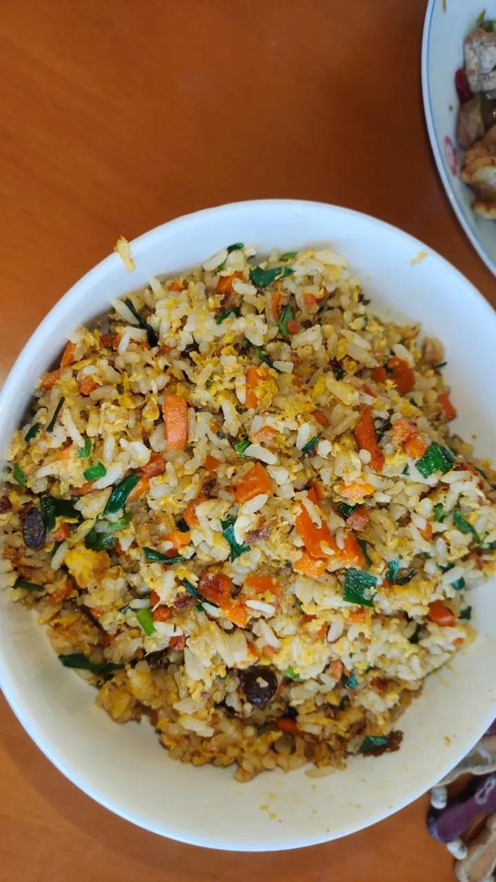 胡萝卜蛋炒饭