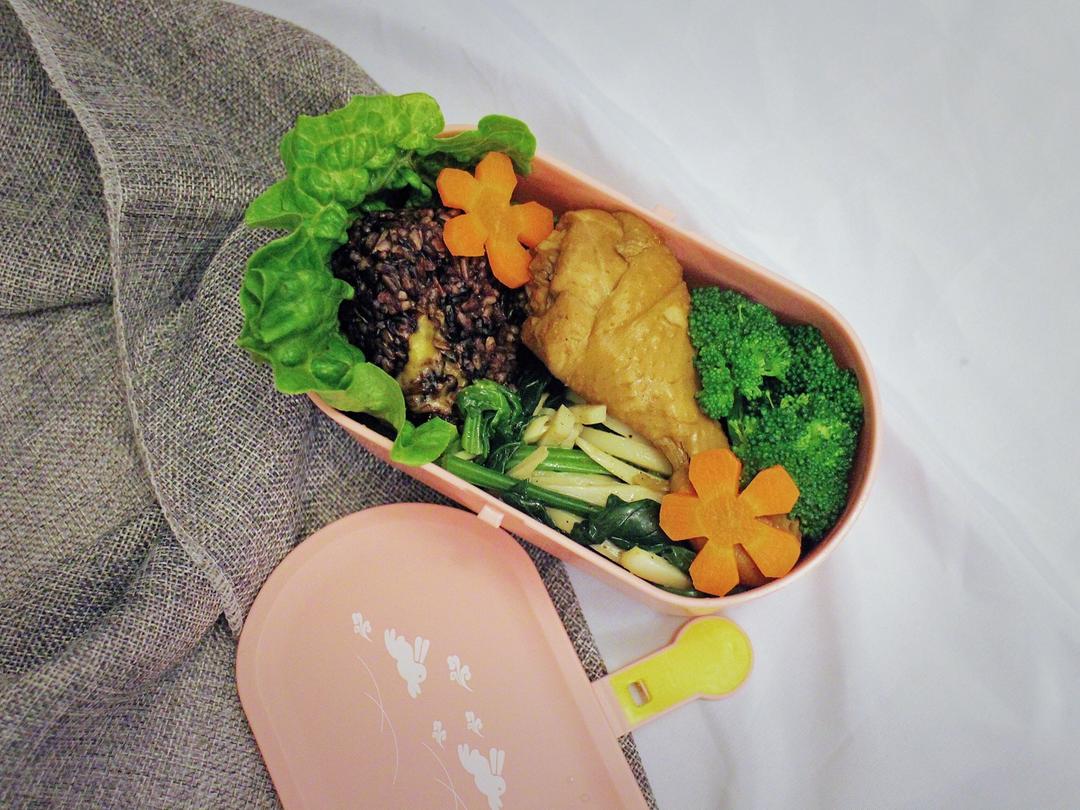 芝心饭团/卤鸡腿/烤菠菜减脂便当