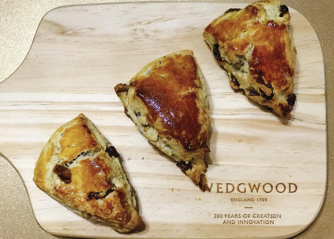 完胜星巴克的超美味酥脆司康 super easy crunched scone