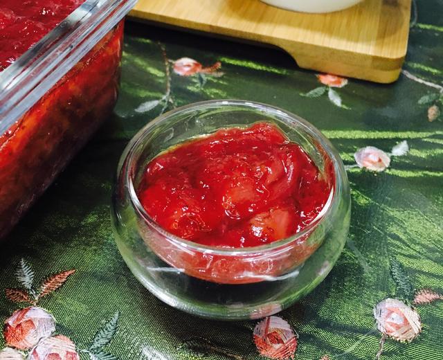 清甜草莓果酱及草莓罐头的做法