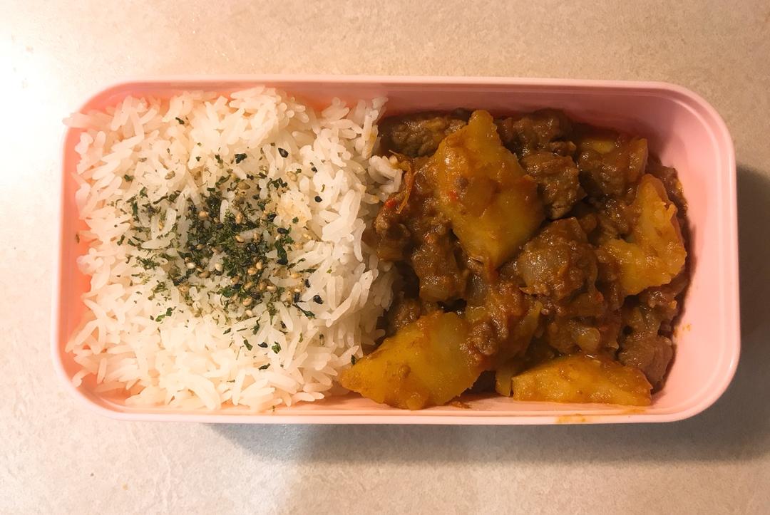 红烧牛肉土豆 （独家秘制）